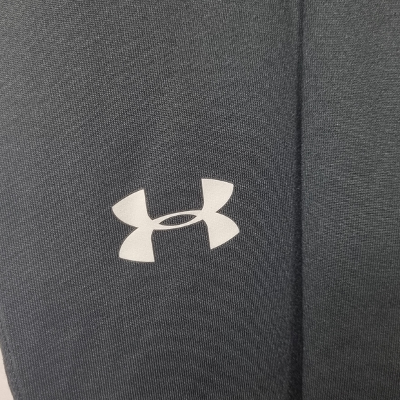 UNDER ARMOUR Kids Heat Gear Leggings - Picture 10 of 10
